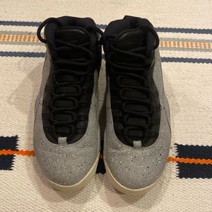 Air Jordan 10 Retro ‘Cement. Size 9